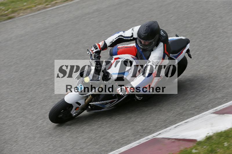 /09 19.04.2026  Caremotion get faster ADR/Gruppe gelb/3